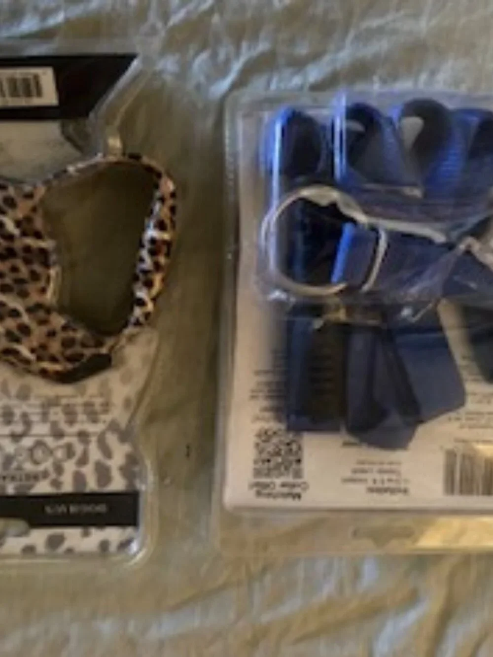 DOG LEASH LOT (1) NO PULL WALKING TRAINING BLUE & (1) NEW RETRACTABLE